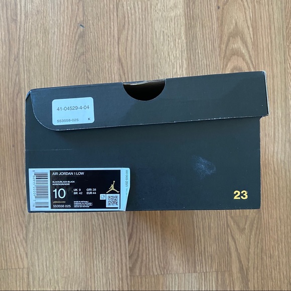 Air Jordan 1 Low Triple Black - Picture 2 of 4